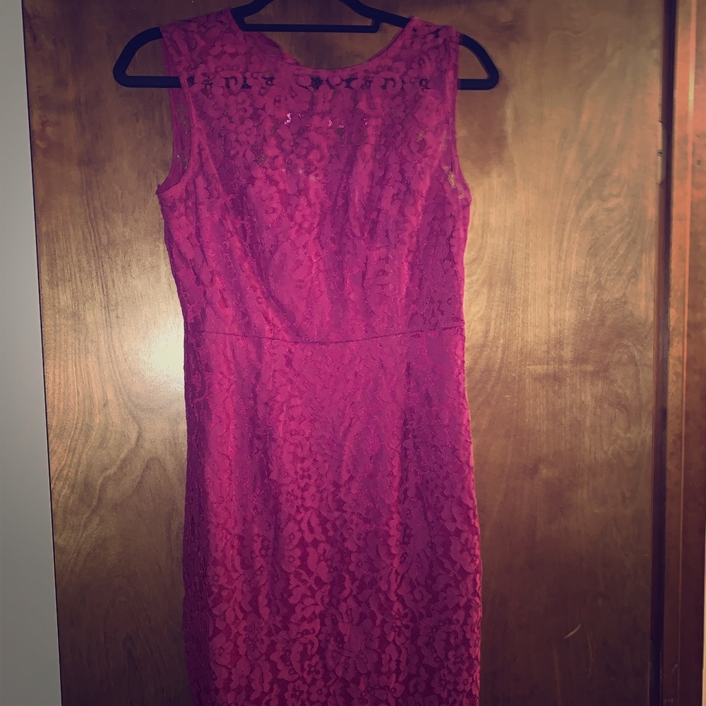 Eva Mendes Lace midi dress (Raspberry color)